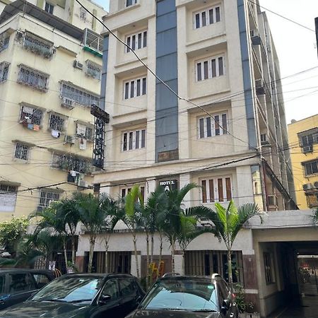 Hotel Aston Kolkata Exterior photo