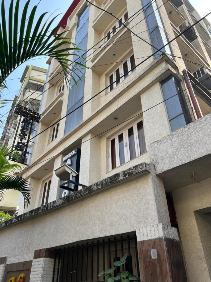 Hotel Aston Kolkata Exterior photo
